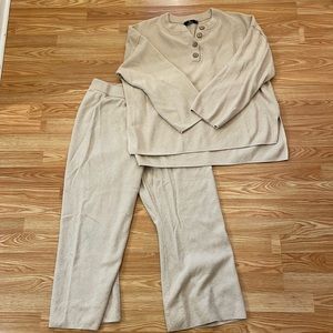 Like new waffle pattern pajama set